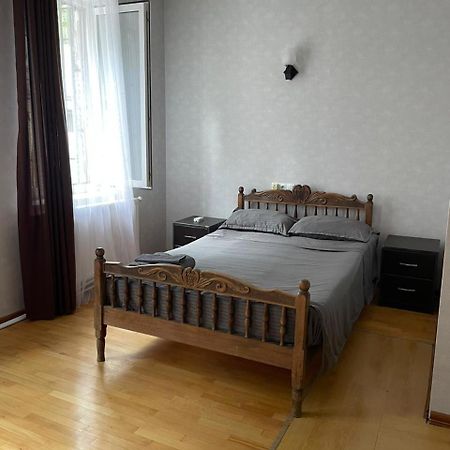 Gnt+ Hotel Tbilisi Eksteriør billede