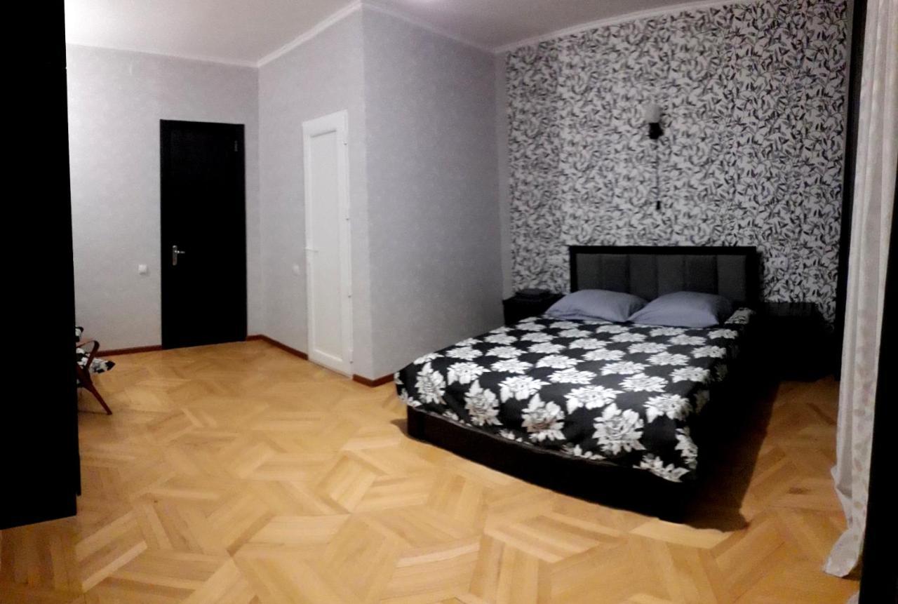 Gnt+ Hotel Tbilisi Eksteriør billede
