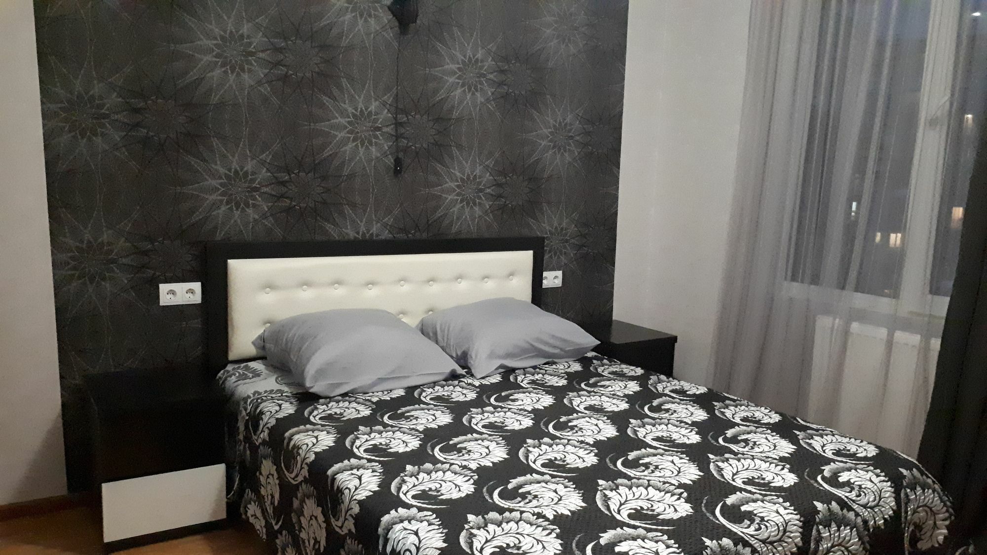 Gnt+ Hotel Tbilisi Eksteriør billede