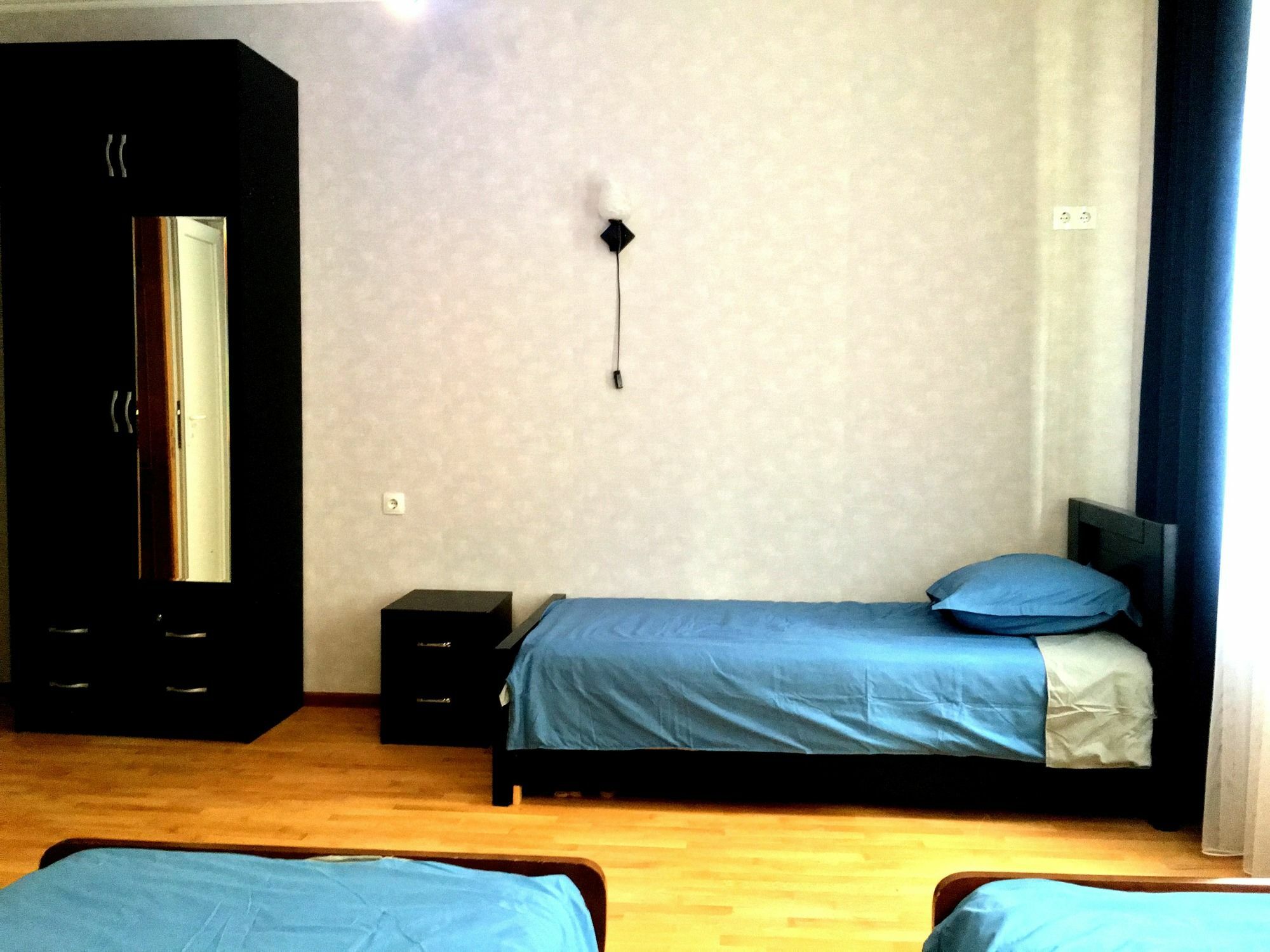 Gnt+ Hotel Tbilisi Eksteriør billede
